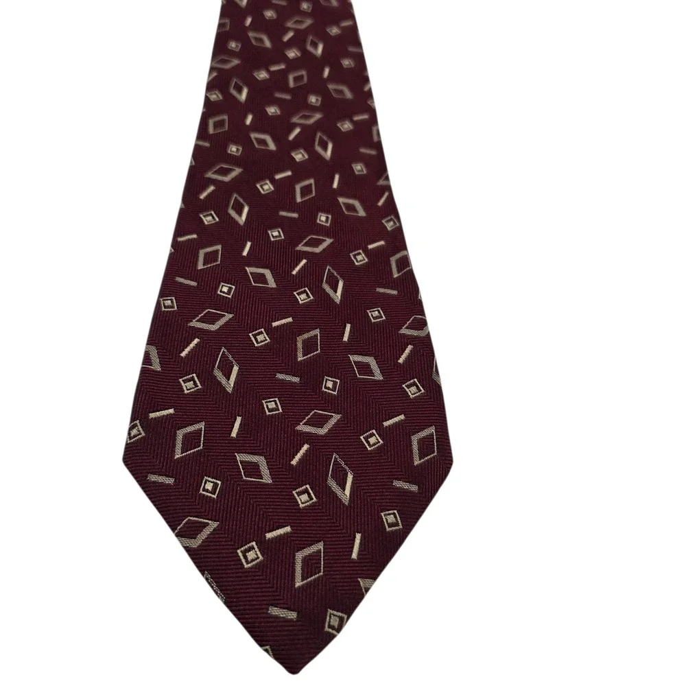 Alexander Julian‎ Mens Necktie Maroon Cream Silk Geometric Pattern American